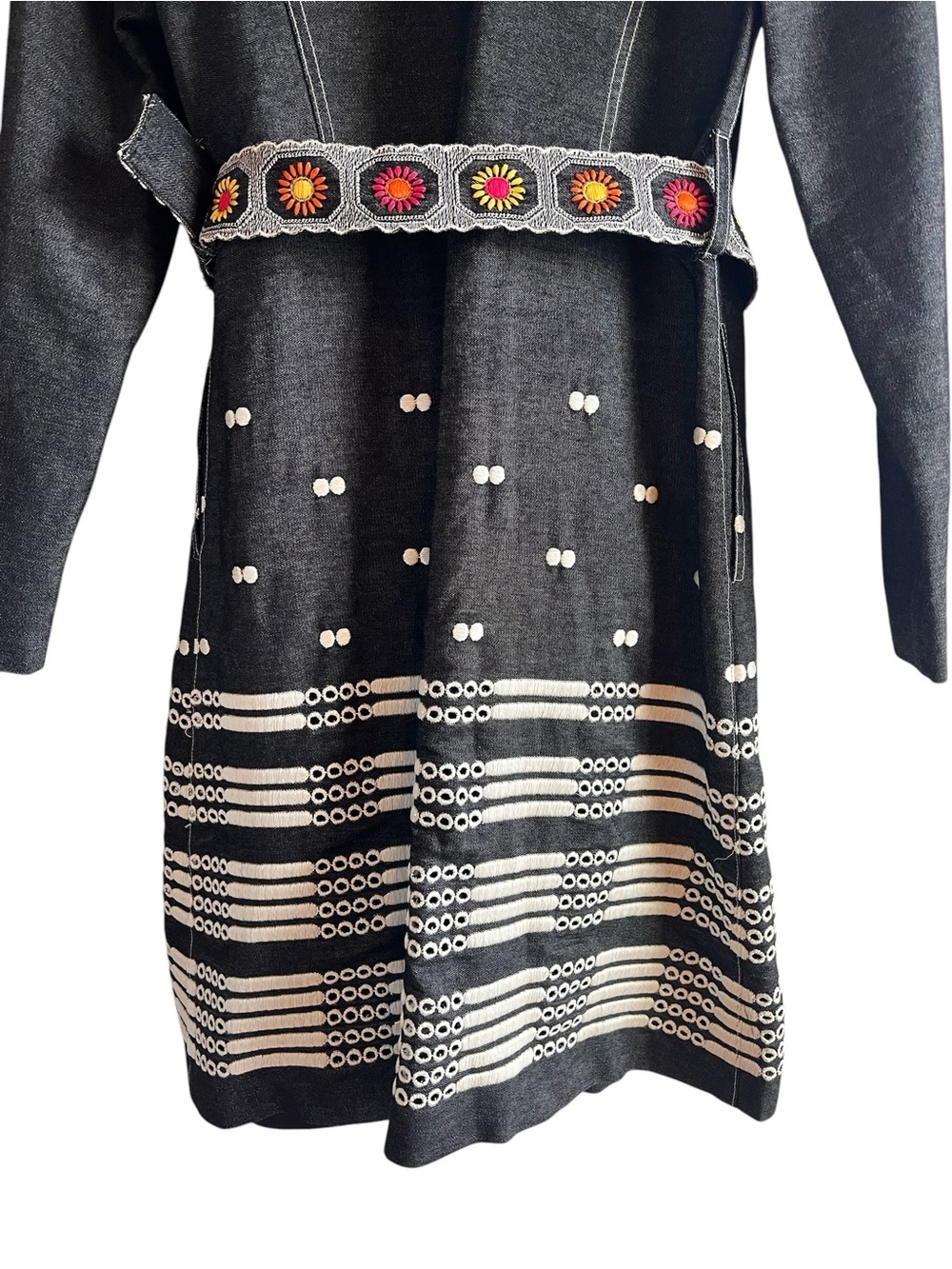 Anna Sui embroidered long line belted light denim jacket excellent condition - Picture 8 of 15